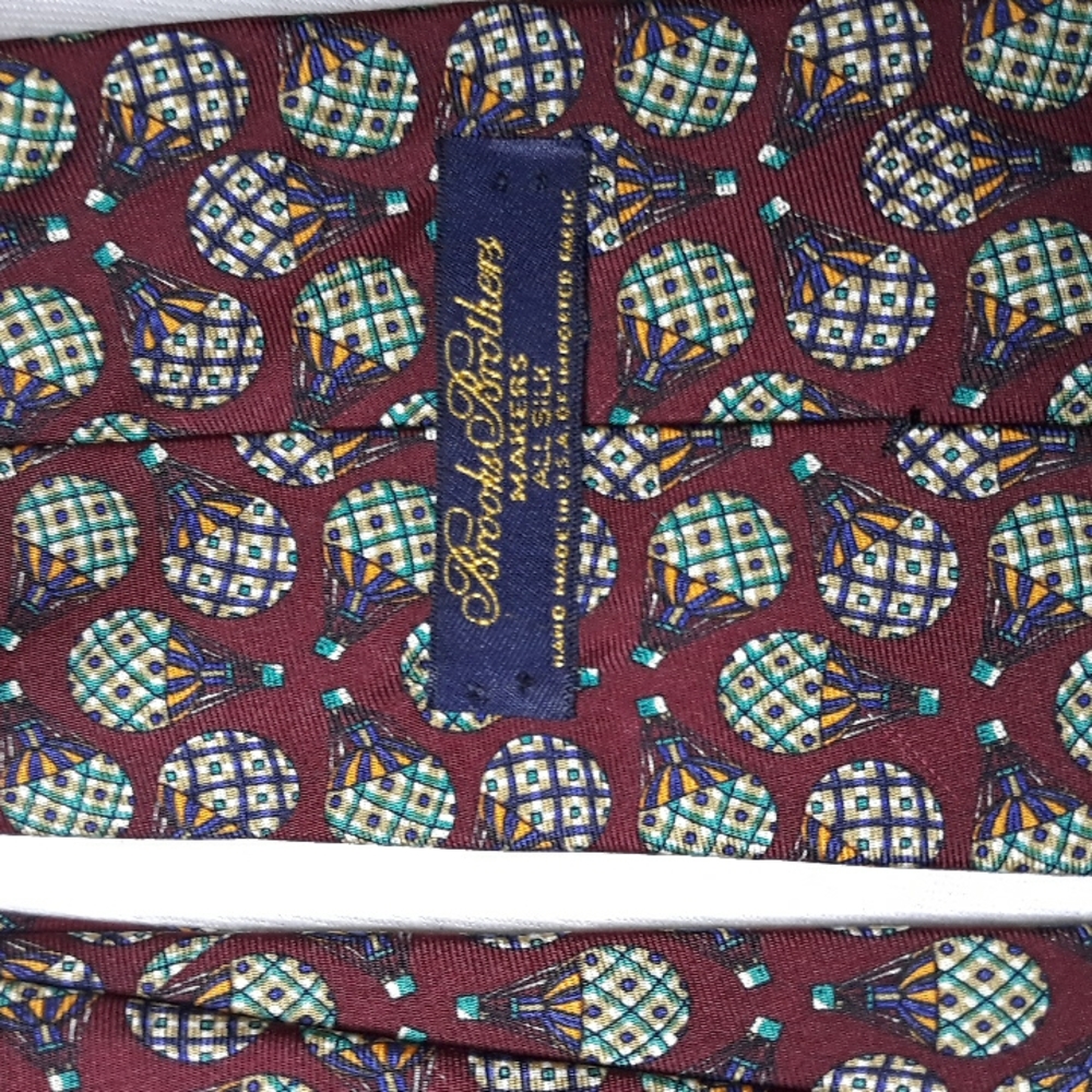Brooks Brothers hot air balloons on red background silk tie